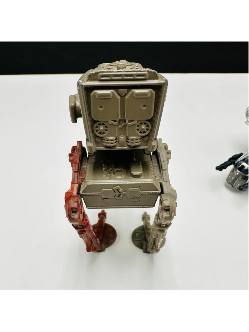 Star Wars Hot Wheels AT-ST Raider and Starships Razor Crest Mandalorian Disney - Picture 3 of 9